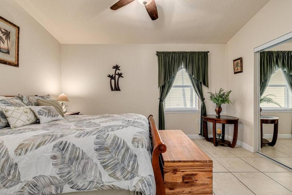 Walk To The Beach And Restaurants! - Coconut Villa'S Suite 2 St. Pete Beach Exteriör bild